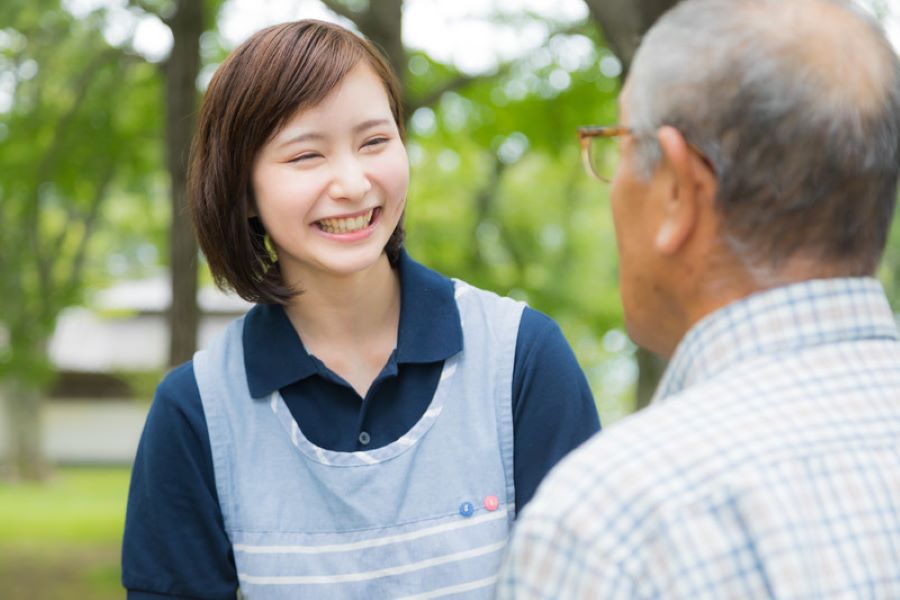 医療法人社団菫会 介護老人保健施設 垂水すみれ苑の常勤(夜勤あり)・介護職(ケアスタッフ)・老人保健施設求人イメージ